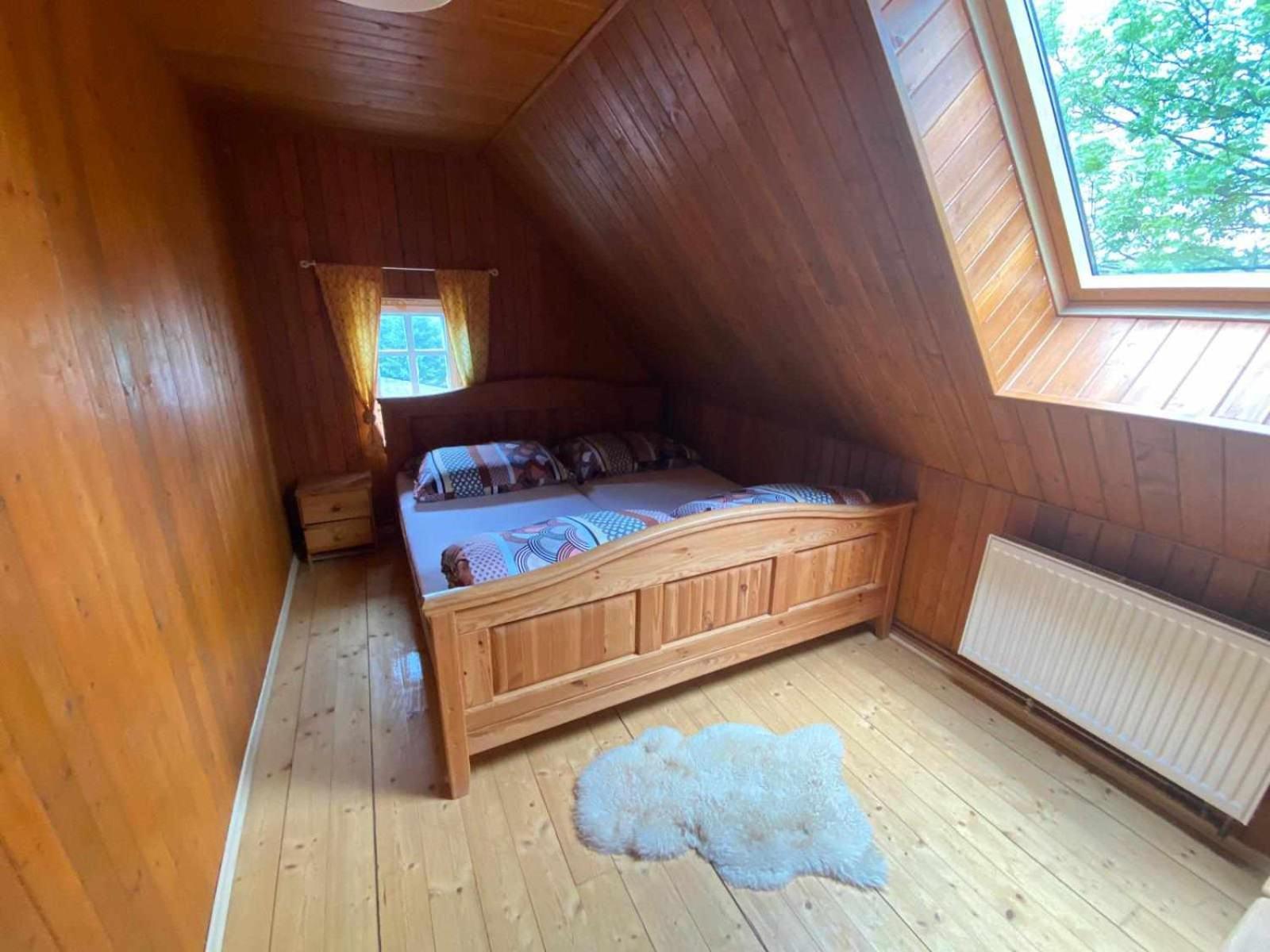 Villa Chaloupka u lišáka Snezne  Esterno foto